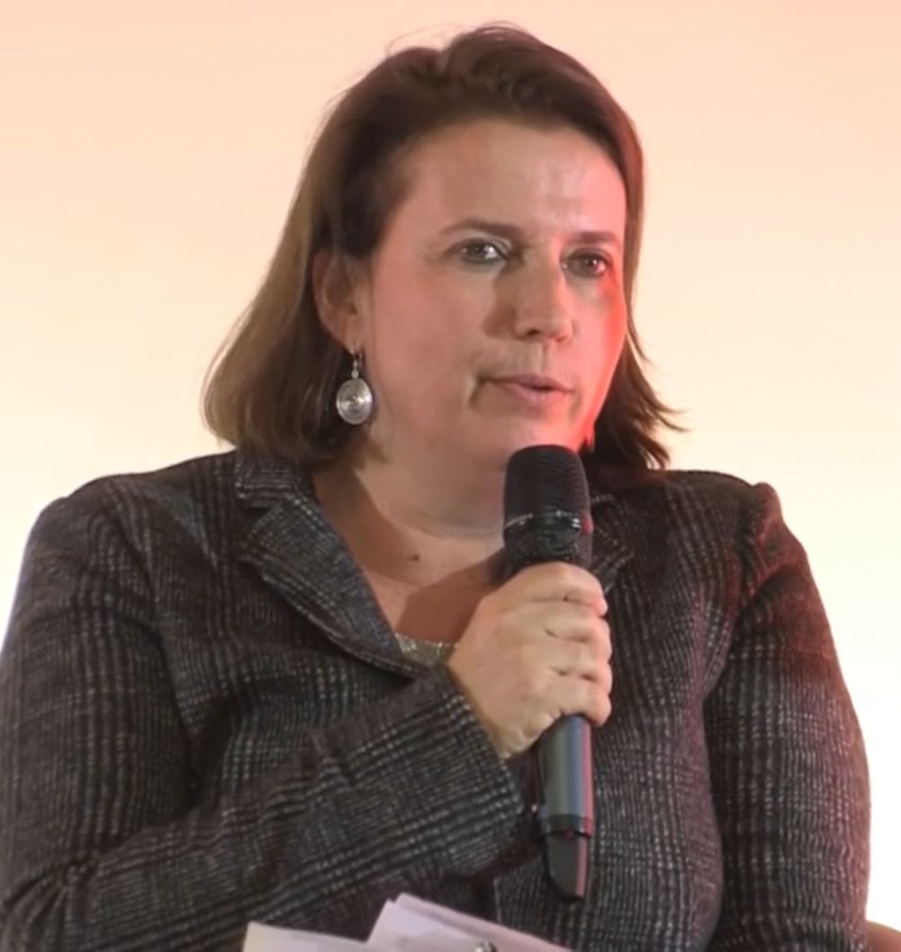 Claire Hédon, Défenseure des droits nommée en 2020, autorité indépendante qui protège les droits face aux services publics